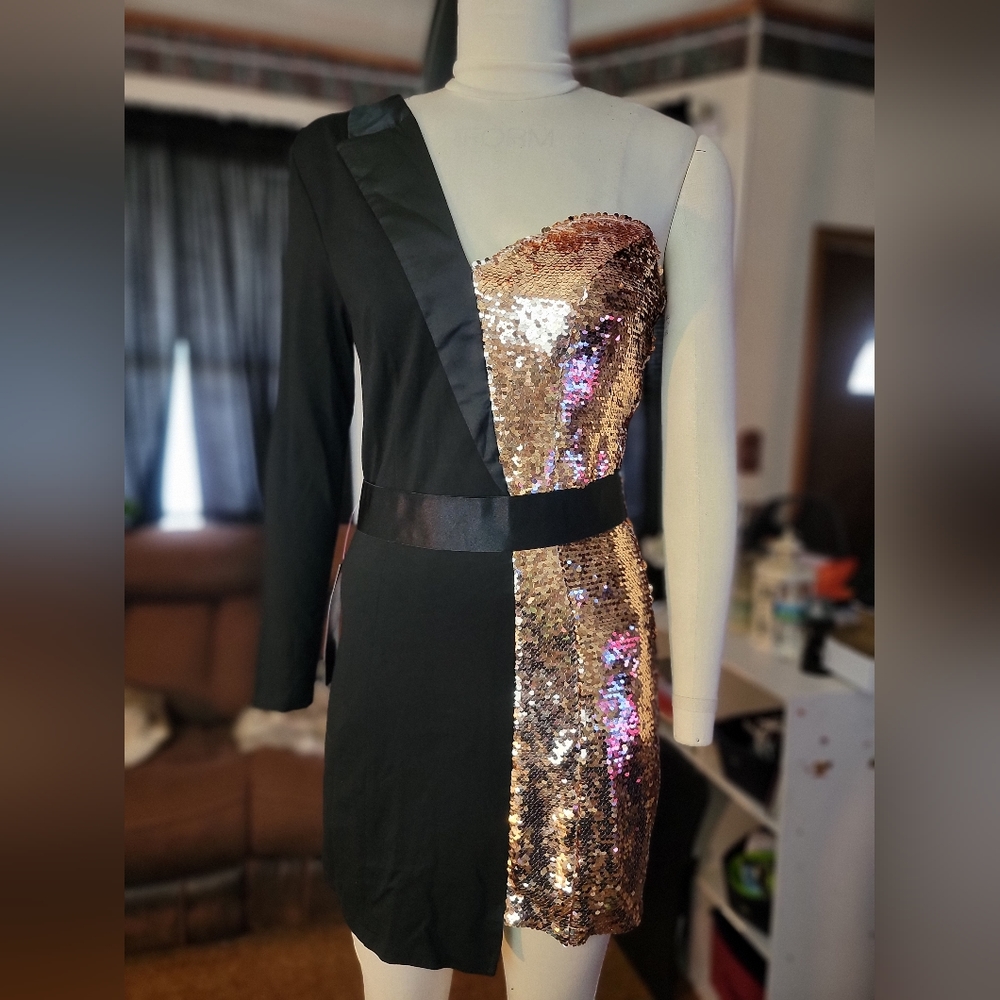 Bebe size small dress